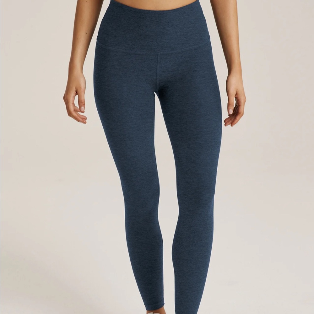 Navy Beyond Yoga leggings